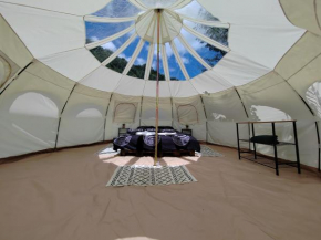 Luna Rock Glamping Brezoi - Blue Scai
